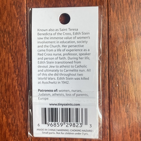 Brand New Tiny Saints St. Edith Stein Key Chain/Backpack Charm - Picture 2 of 2